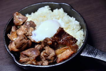猪肉丼