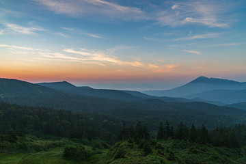 Obraz premium Hachimantai in the early summer morning