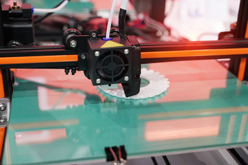 Three dimensional printing machine,3D printer.