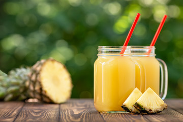 pineapple juice in mason jars