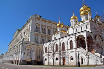 Fototapeta na wymiar Grand Kremlin Palace Facade the Armoury and Borovitskaya Tower at lower left