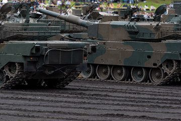 Fototapeta na wymiar 陸上自衛隊の戦車