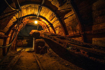Fototapeta na wymiar Old equipment in a coal mine