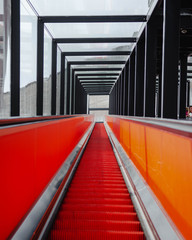 escalator 