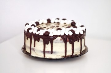 cake with cream and chocolate