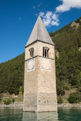 Naklejka premium lago di resia