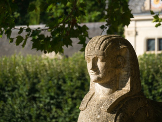 Statue