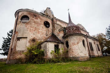 Old abandoned ruined roman catholic church in Velukiy Chodachkiv