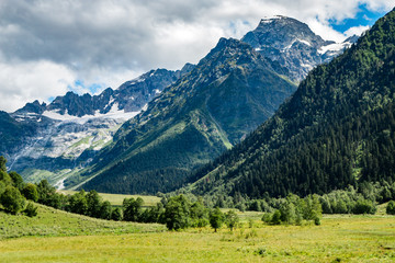 Fototapeta na wymiar The Caucasus mountains in the Karachay-Cherkessia, Arkhyz. Beautiful mountain landscape. Mountain background.