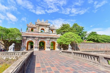 Obraz premium Beautiful Pavilion Gate at the Imperial City of Hue