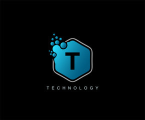 Obraz premium Hexagon Techno T Letter Logo. Modern Hexagon molecular shape.