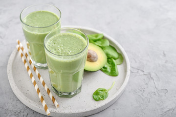 Green smoothie with spinach or avocado