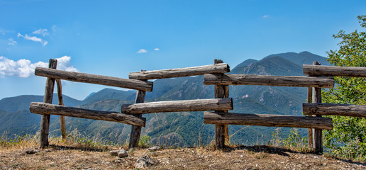 Wooden fence craft