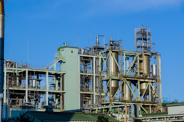 京浜工業地帯にある工場プラント