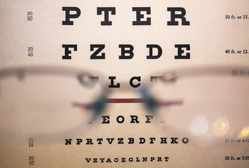 Eyes test with chart to mak the glasses