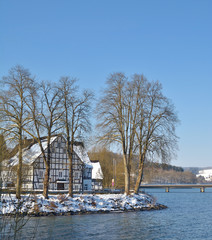 Fototapeta na wymiar Winter an der Listertalsperre im Sauerland,Nordrhein-Westfalen,Deutschland