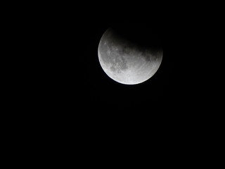 eclipse de luna parcial 16 julio 2019 desde la playa de cabopino marbella malaga © jaime