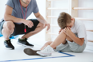 Worried boy during classes © Photographee.eu