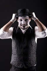 mime shows theatrical emotions