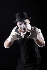 mime shows theatrical emotions