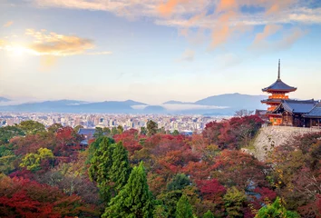 Papier Peint photo Lavable Kyoto Couleur d& 39 automne de l& 39 horizon de Kyoto et du temple Kiyomizu-dera à Kyoto