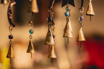 Objectos en miniatura artistica, brazaletes, decoraciones joyas