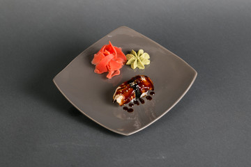 Obraz na płótnie Canvas sushi set on the table