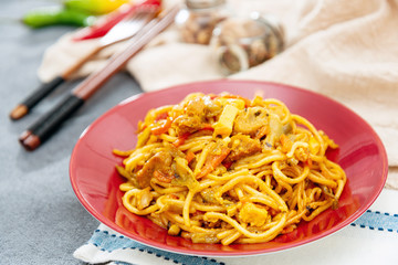 Vegetable noodles with chicken meat preparation