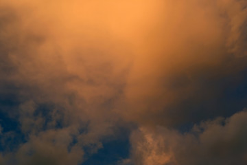 Fototapeta na wymiar dramatic sky with clouds