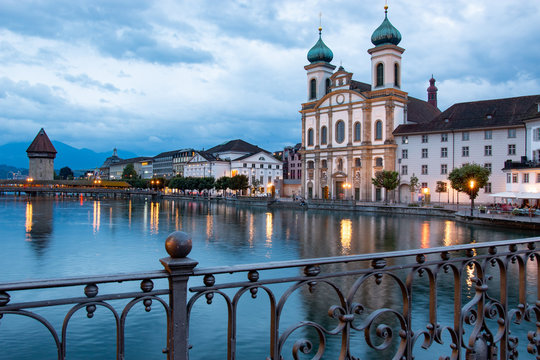 Lucerne Swiss city on one hundred Swiss lakes