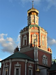 Fototapeta na wymiar Old red stone church in Moscow