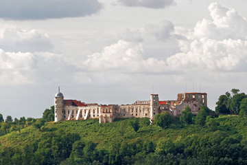 Fototapeta na wymiar JANOWIEC - POLAND July 11 2019: Ruins of 16th century Kazimierz Dolny Castle defensive fortification Poland