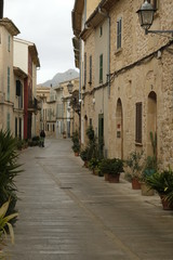 Fototapeta na wymiar Die Altstadt von Alcúdia, Mallorca, Balearen, Spanien
