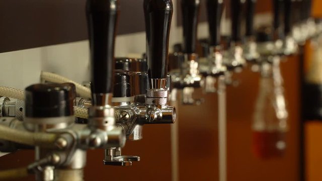 taps for beer bottling