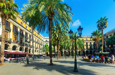 Fototapeta na wymiar Fountain of Placa Reial (Royal Square) at daytime in Barcelona. Spain