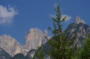 Dolomitic peaks