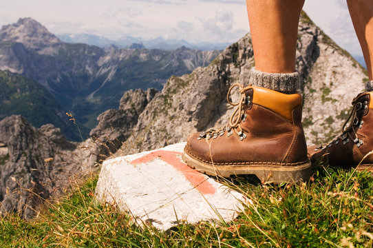 Austria, Salzburger Land, hiking man, low section