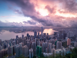 Fototapeta premium Hong Kong Storms Approaching at Sunrise