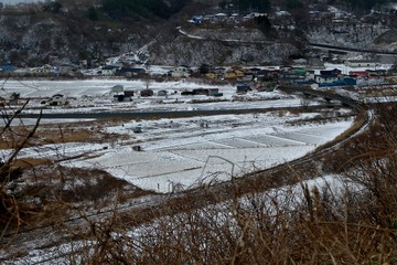 《五能線が走る風景（冬）》青森県深浦町
