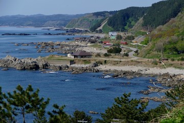 《五能線が走る風景　(晴れ)》青森県深浦町