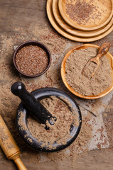 Flax flour with brown flax seeds