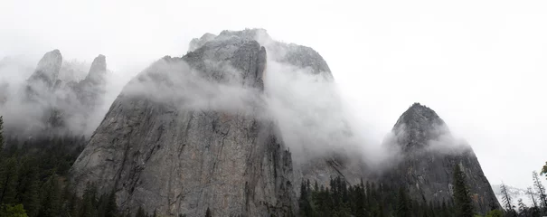 Foto op Canvas Eagle Peak at Yosemite national park © KwanHyung