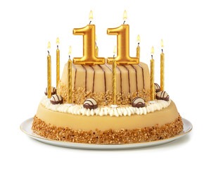 Festliche Torte mit goldenen Kerzen - Nummer 11