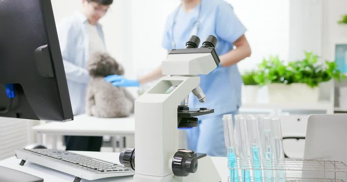 veterinarian use microscope