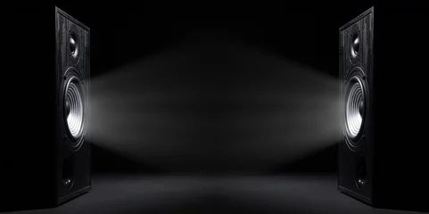 Foto op Canvas Twee geluidsluidsprekers met vrije ruimte ertussen op zwarte achtergrond. © svetazi