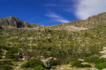 Fototapeta na wymiar High-mountain lake.