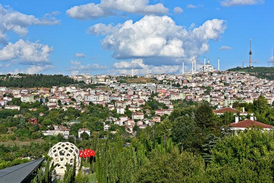 New Big Camlica Mosque (Buyuk Camlica Camii) in Istanbul