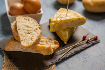 Tapa casera de tortilla española