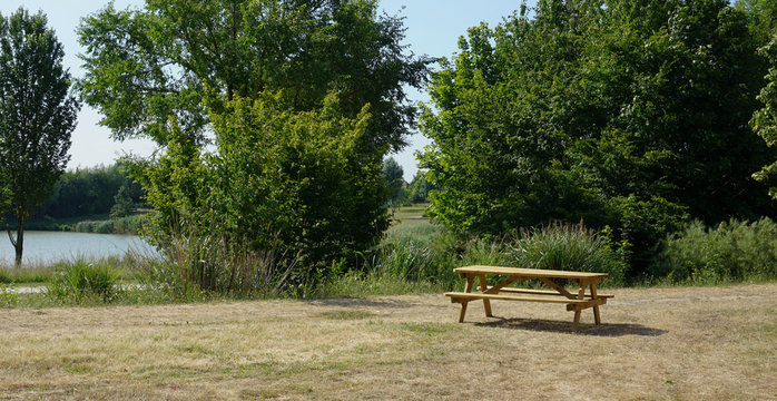 Table de picnique Seine et Marne France