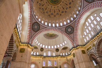 Fototapeta na wymiar Interior of the Suleiman Mosque (Suleymaniye Camii), grand 16th-century mosque in Istanbul